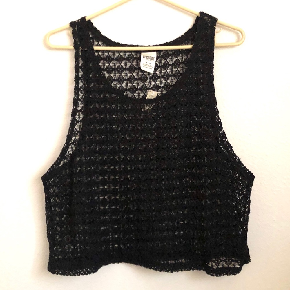 beach crop top size M